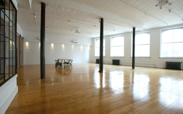 Natural Light Loft with Tin Ceilings w/ Rooftop Access