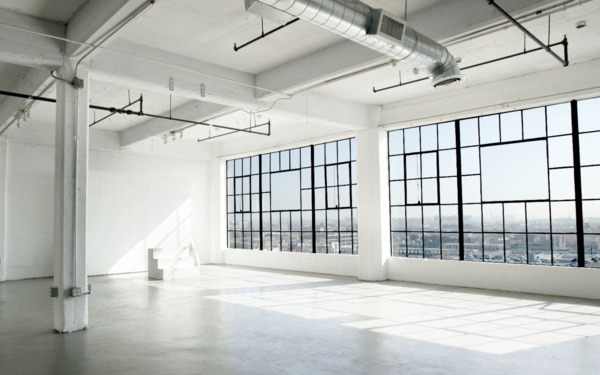 Spacious Studio - Wall of Natural Light (D)