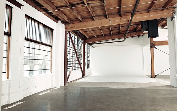 Daylight Studio with Cyc in Downtown LA