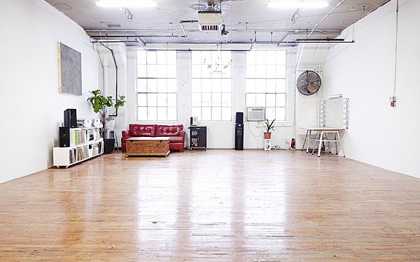 North Light Factory Studio, 1100 sqft w/Grip - Hoboken, NJ