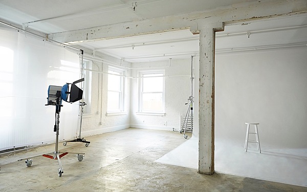 ALL INCLUSIVE (ARRI HMIs) Fully Equipped Brooklyn Daylight Studio