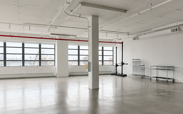 Spacious Brooklyn Navy Yard Kitchen Studio