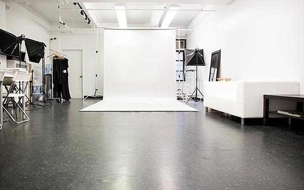 Midtown 1000 sq ft Modern Studio