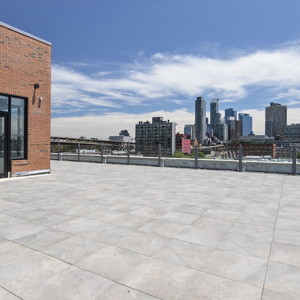 Curated visual reference: Picture Idea: Space For Arts Lic Penthouse Rooftop W Terrace Green Rooms